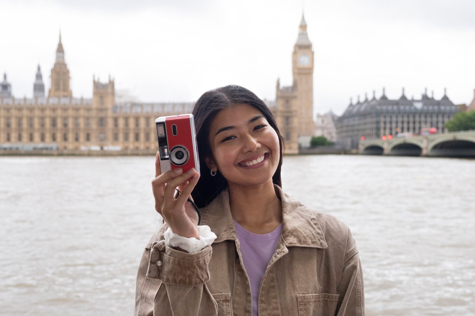 Ultimate Travelling Guide by Travellingaapples.com for UK Community
